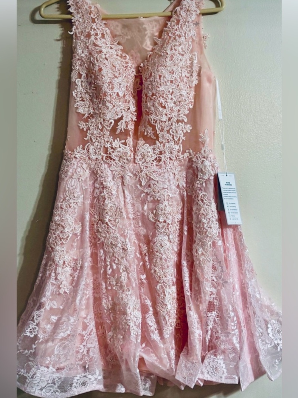 Babyonline Elegant Pink Lace Women's Prom Dress with Sequins, Beads and Lace NEW